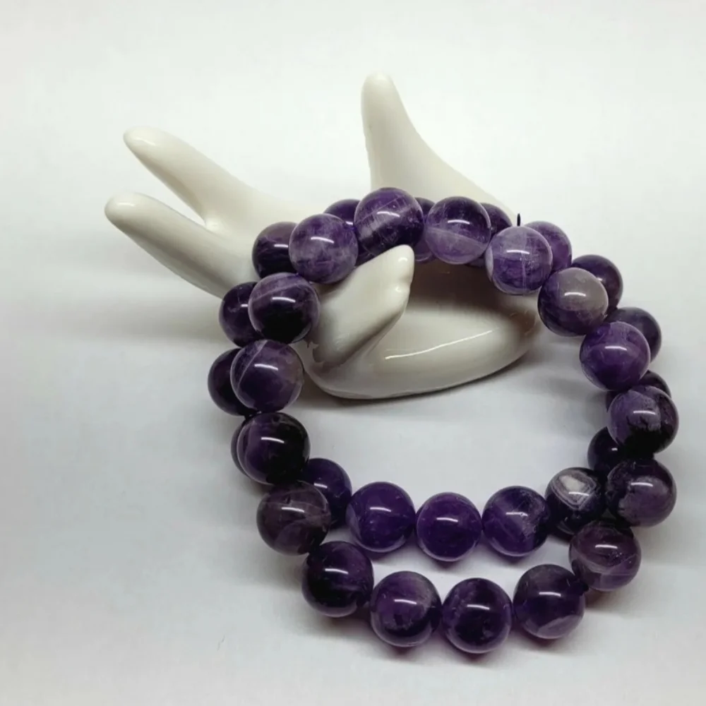 Natural Stone Purple Amethysts bracelet  8 mm round bead gemstone - Picture 2 of 3